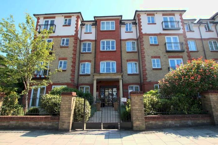 1 Bedroom Flat To Rent In Pegasus Court, Kenton, HA3