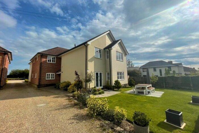 2 Bedroom Flat To Rent In Hinton Way, Cambridge, CB22