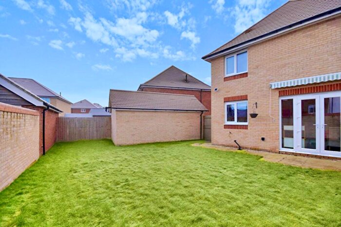 3 Bedroom Detached House For Sale In Kemsley Drive, Leighton Buzzard, LU7