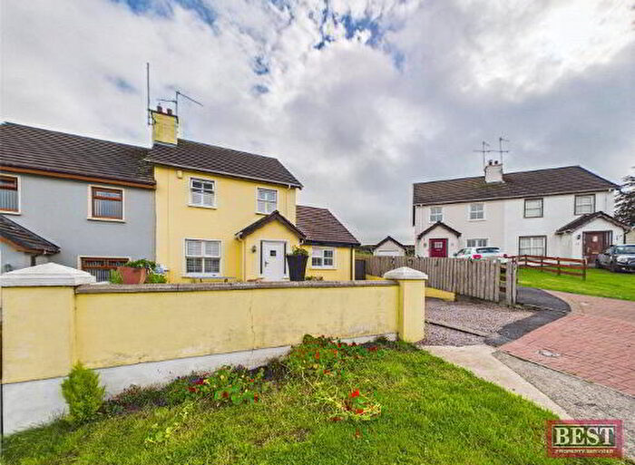 4 Bedroom Semi-Detached House For Sale In Aughan Grove, Newry, BT35