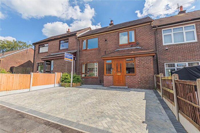 2 Bedroom Terraced House For Sale In Glen Gardens, Syke, Rochdale, OL12