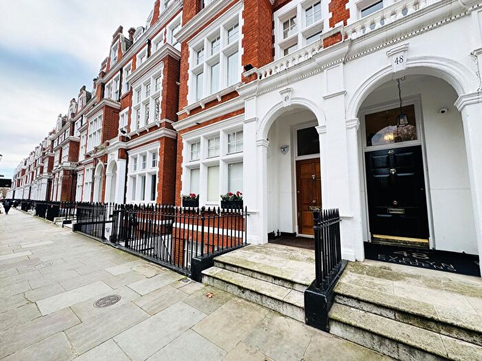 2 Bedroom Flat For Sale In Evelyn Gardens, London, SW7