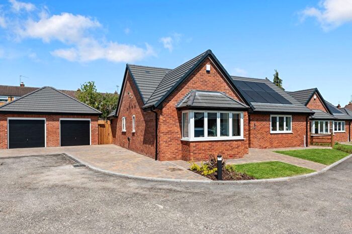 3 Bedroom Detached Bungalow For Sale In Lyttleton Gate, Studley, Warwickshire, B80