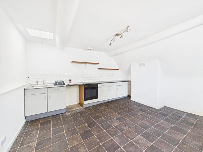 2 Bedroom Flat To Rent In Bewell Street, Hereford, HR4