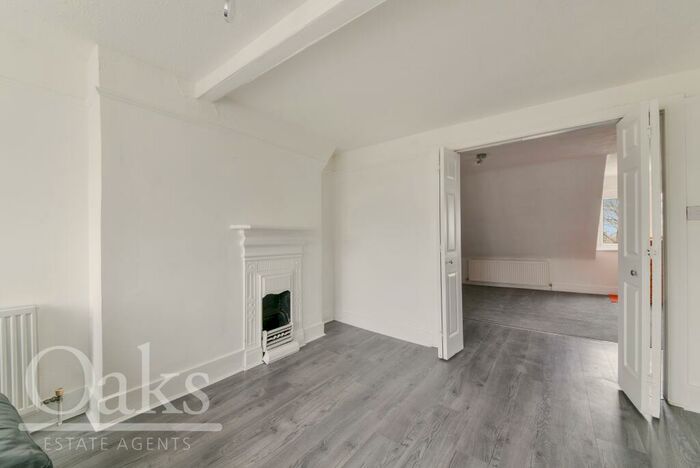 Apartment To Rent In Eldon Park, South Norwood, SE25