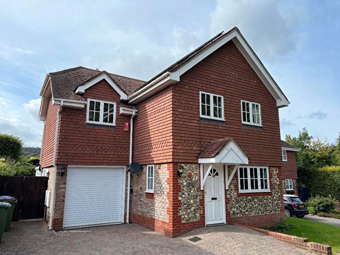3 Bedroom Detached House For Sale In Twittenside, Penfold Way, Steyning, West Sussex, BN44