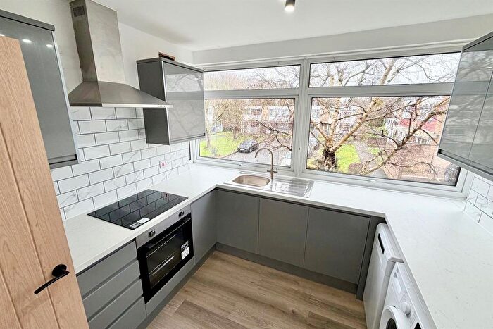 2 Bedroom Flat To Rent In Nursery Road, Pinner, HA5