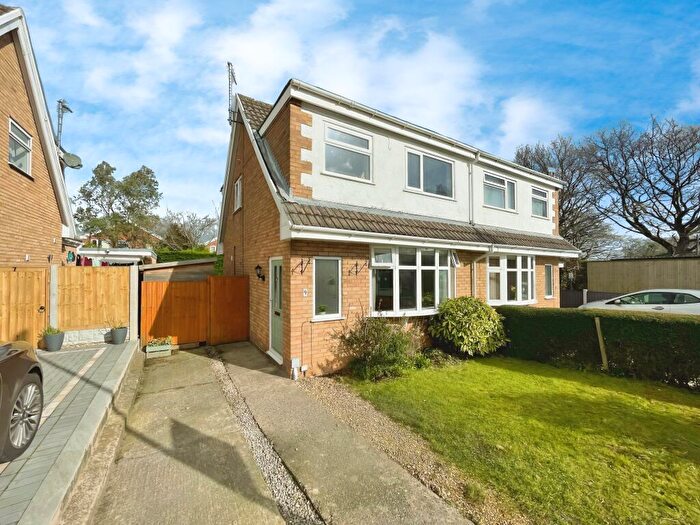 3 Bedroom Semi-Detached House For Sale In Kinnerton Heights, Chester, CH4