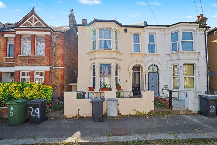 1 Bedroom Flat For Sale In A Radford Road, Hither Green, London, SE13