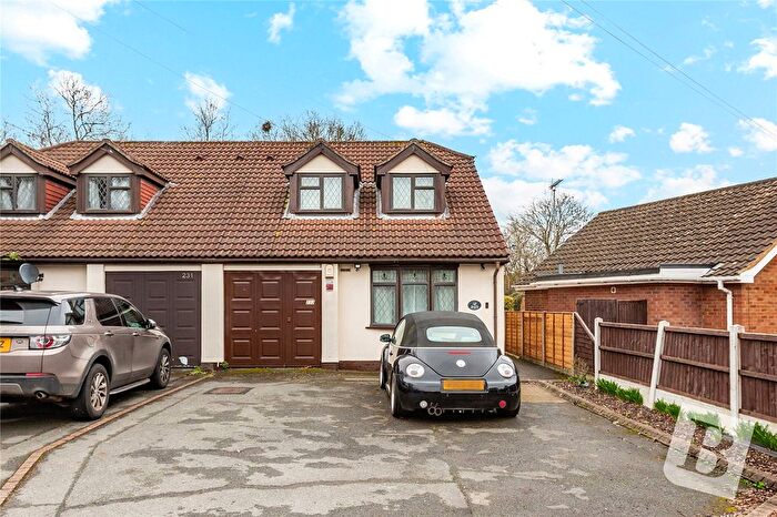 2 Bedroom Detached House For Sale In Ingrave Road, Brentwood, Essex, CM13
