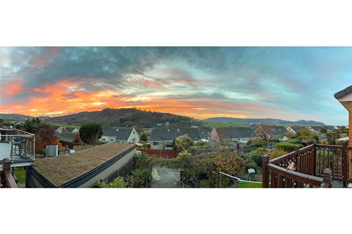 2 Bedroom Detached House For Sale In Dinerth Road, Rhos On Sea, Colwyn Bay, LL28