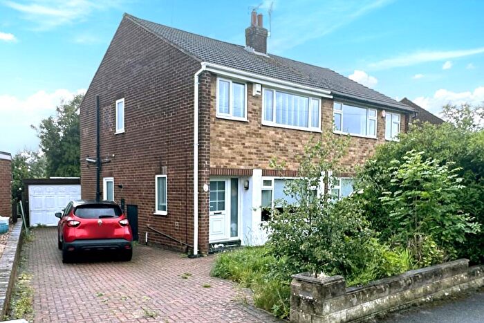3 Bedroom Semi-Detached House For Sale In Reedsdale Gardens, Gildersome, Morley, Leeds, LS27