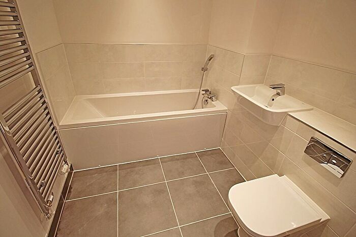 2 Bedroom Flat To Rent In Arla Place, South Ruislip, HA4