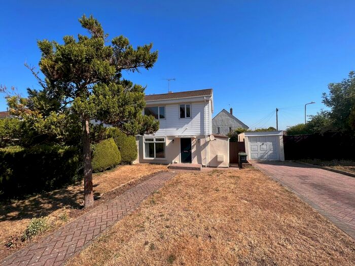 3 Bedroom Semi-Detached House To Rent In Bourne Road, Gravesend, DA12