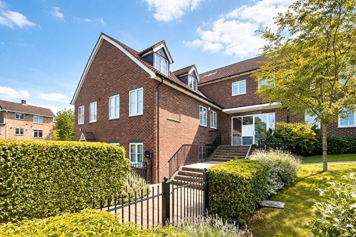 2 Bedroom Flat For Sale In Hartwell House, Gibbs Couch, Watford, Hertfordshire, WD19