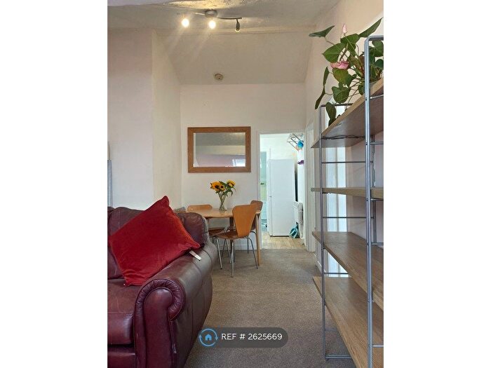 2 Bedroom Flat To Rent In Roscoe Street, Liverpool, L1