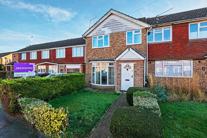 3 Bedroom End Terrace House For Sale In Ellison Way, Rainham, ME8