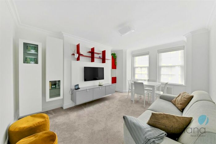2 Bedroom Flat To Rent In Gladstone Court, Regency Street, Westminster, London, SW1P