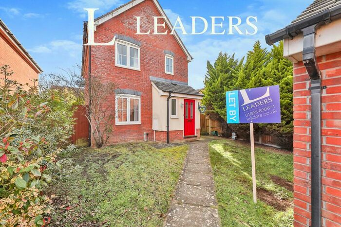 3 Bedroom Detached House To Rent In The Cains, Thorpe Marriott, Norwich, NR8