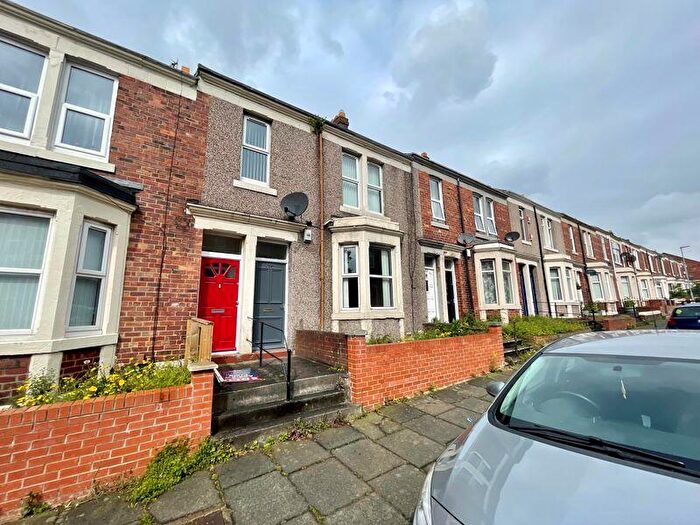 2 Bedroom Flat To Rent In Windsor Avenue, Gateshead, NE8