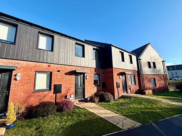 2 Bedroom Terraced House To Rent In Tattersall Road, Yate, Bristol, BS37