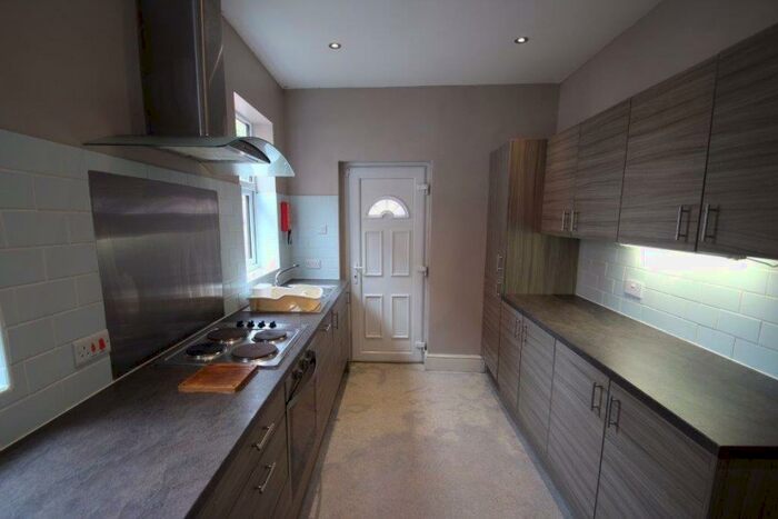 4 Bedroom House To Rent In Stuart Street, Leicester, LE3