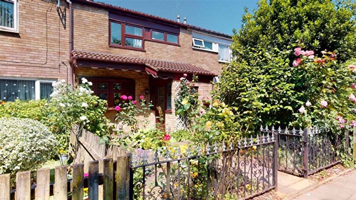 3 Bedroom Terraced House To Rent In New Spring Street, Birmingham, B18