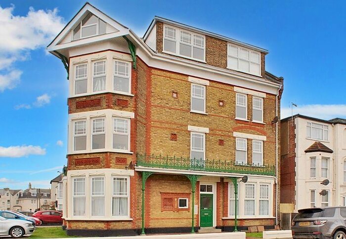 2 Bedroom Flat To Rent In Harold Road, Clacton-On-Sea, CO15