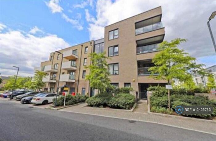 2 Bedroom Flat To Rent In Tranquil Lane, Harrow, HA2