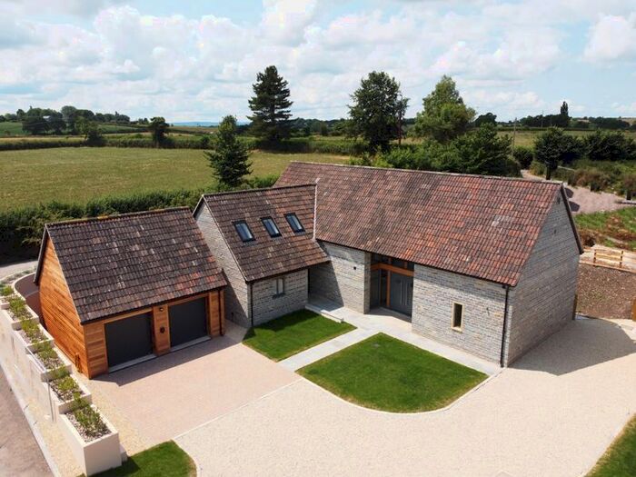 5 Bedroom Property For Sale In Pitney, Langport, TA10