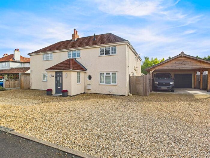 6 Bedroom Detached House For Sale In Homecroft Drive, Uckington, Cheltenham, GL51