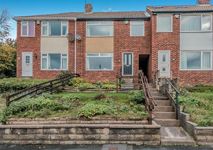 3 Bedroom Town House For Sale In Kellett Crescent, Wortley, Leeds, LS12