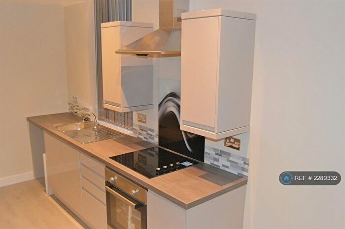 1 Bedroom Flat To Rent In Meadow Road, Beeston, Nottingham, NG9