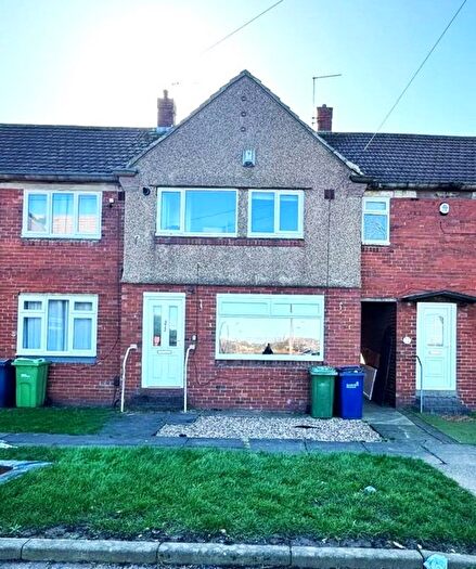 3 Bedroom Terraced House For Sale In St Lukes Road, Sunderland, SR4