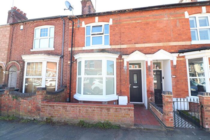 3 Bedroom Terraced House For Sale In Spencer Road, Rushden, NN10