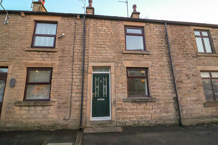 2 Bedroom Terraced House To Rent In High Street West, Glossop, SK13