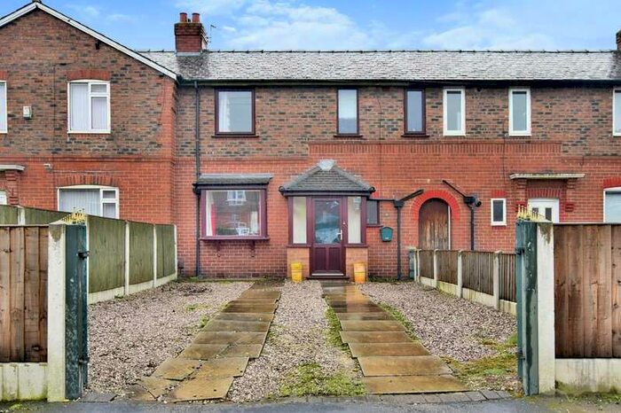3 Bedroom House To Rent In Sefton Crescent, Sale, Greater Manchester, M33
