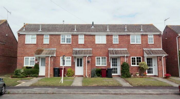 1 Bedroom Terraced House To Rent In Buckingham Drive, Chichester, PO19