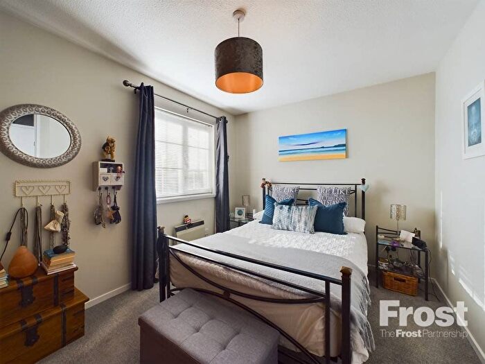 2 Bedroom Terraced House For Sale In Deerhurst Close, Feltham, Middlesex, TW13