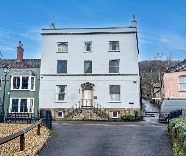 1 Bedroom Flat For Sale In West Street, Axbridge, Somerset., BS26