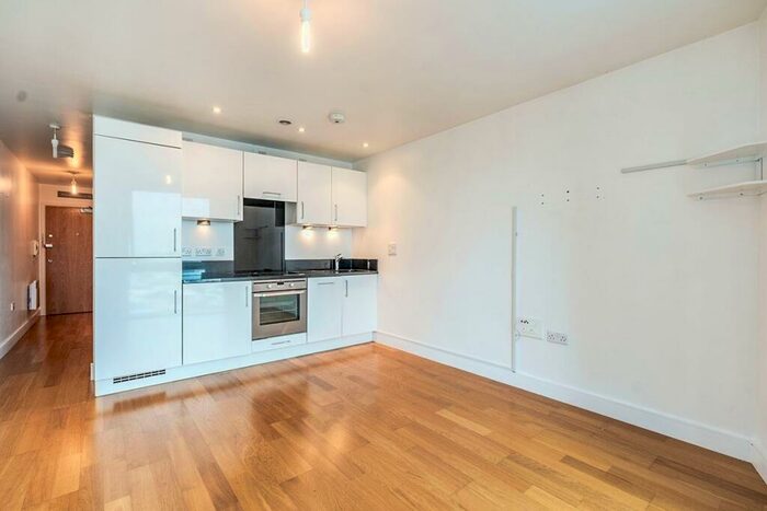 1 Bedroom Flat To Rent In Chatham Quays Dock Head Road, Chatham, Kent, ME4