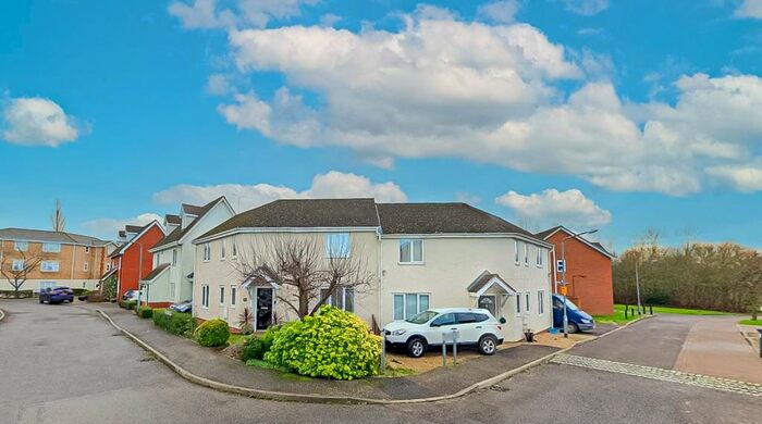 3 Bedroom Semi-Detached House To Rent In Rush Drive, Waltham Abbey, EN9