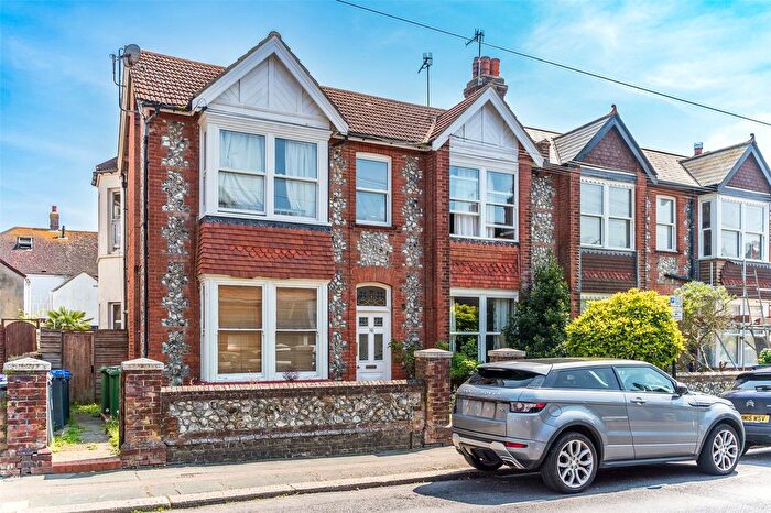 2 Bedroom Flat For Sale In Salisbury Road, Worthing, West Sussex, BN11