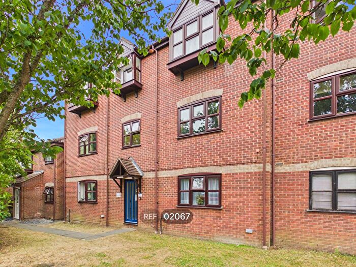 1 Bedroom Flat To Rent In Enville Way, Highwoods, Colchester, Essex, CO4