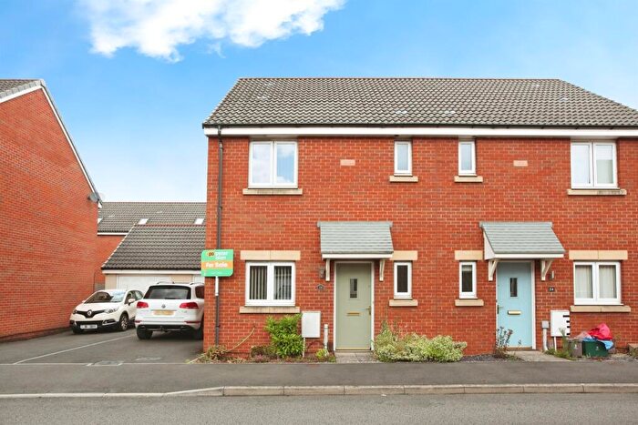 3 Bedroom Semi-Detached House For Sale In Bloomery Circle, Newport, NP19