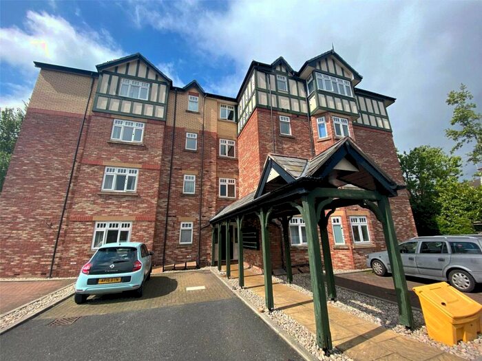 2 Bedroom Apartment To Rent In St. James Court, Moorland Road, Didsbury, Manchester, M20