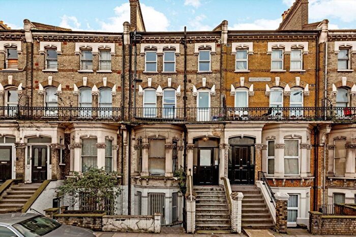 1 Bedroom Flat For Sale In Talgarth Road, West Kensington, W14