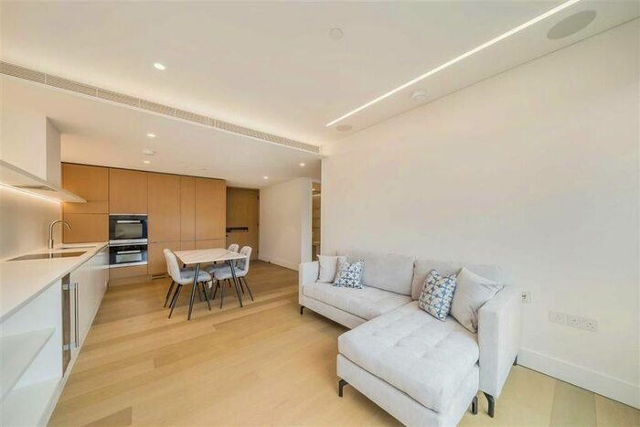 1 Bedroom Flat To Rent In Rathbone Place, London, W1T