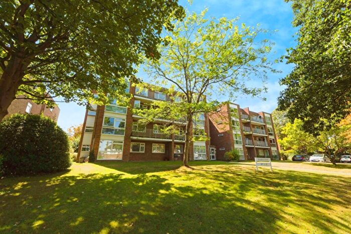 2 Bedroom Apartment For Sale In Foxgrove Road, Beckenham, BR3