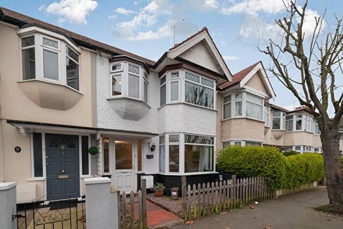 3 Bedroom Terraced House For Sale In Rosemary Avenue, Enfield, EN2
